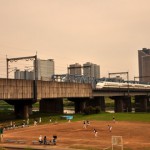 【Tokyo Train Story】多摩川土手の野球少年と東海道新幹線