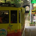 【Tokyo Train Story】急勾配に臨む高尾山のケーブルカー