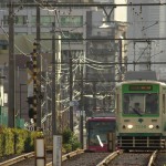 【Tokyo Train Story】坂を上ってくる都電と坂を下りゆく都電