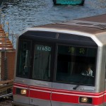 【Tokyo Train Story】地下鉄丸ノ内線と神田川を通る船
