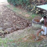 埼玉県某所にある田んぼに水を供給するための電動式井戸ポンプ