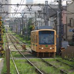 【Tokyo Train Story】黄色い都電荒川線が飛鳥山電停に到着する