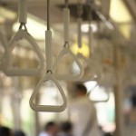 【Tokyo Train Story】都電荒川線の吊り革
