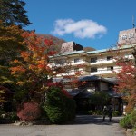 生花や鶴で飾られた和の空気をまとう川治温泉の柏屋の館内探検『秋の栃木へ 2015』 その7